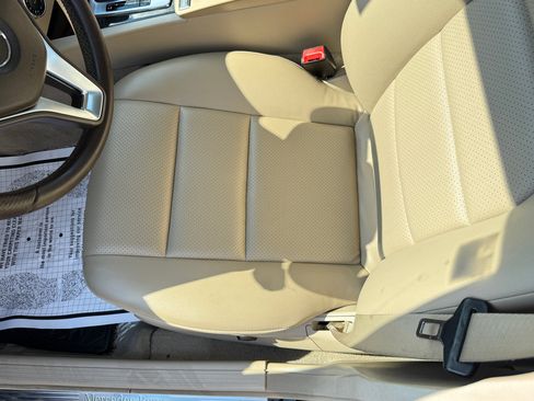 Used 2014 Mercedes-Benz C 300 4MATIC Sedan w/ Premium 1 Package image 14