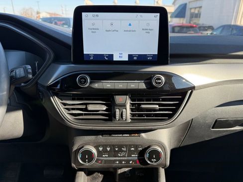 Used 2023 Ford Escape Active image 18