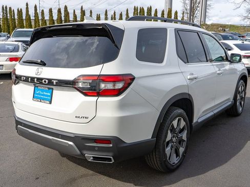 New 2026 Honda Pilot Elite image 6