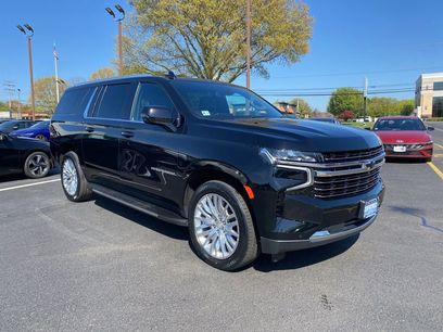 Certified 2023 Chevrolet Suburban LT w/ Luxury Package