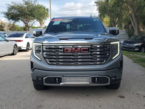 Used 2024 GMC Sierra 1500 Denali w/ Denali Reserve Package AWD/4WD image 10