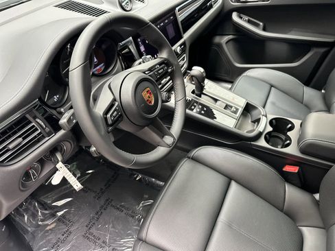 New 2026 Porsche Macan Turbo AWD/4WD image 4