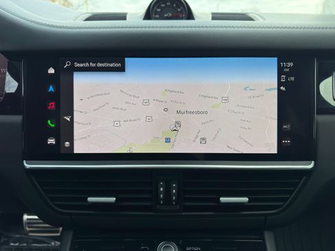 Used 2022 Porsche Cayenne GTS image 32