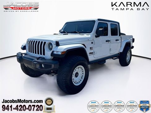 Used 2022 Jeep Gladiator Sport AWD/4WD image 1