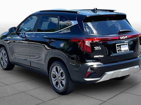 Used 2024 Kia Seltos S FWD image 12