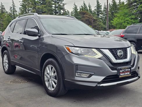 Used 2019 Nissan Rogue SV AWD/4WD image 7