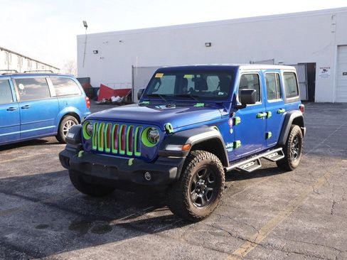 Used 2019 Jeep Wrangler Unlimited Sport image 4