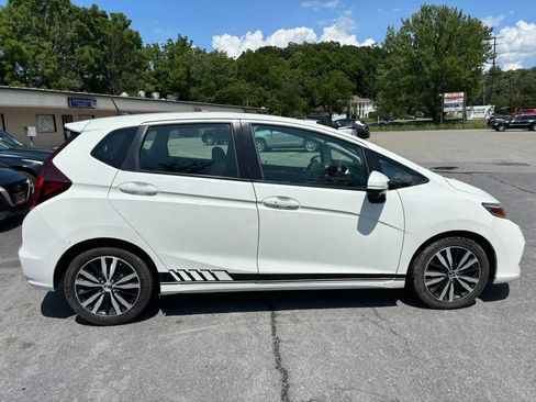 Used 2018 Honda Fit EX image 9