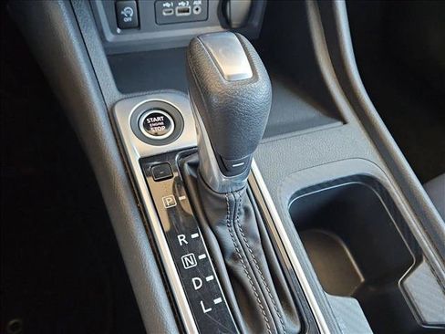 Used 2025 Nissan Sentra SV FWD image 12