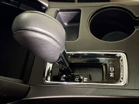 Used 2019 Subaru Outback 2.5i Limited w/ Popular Package #2 image 18