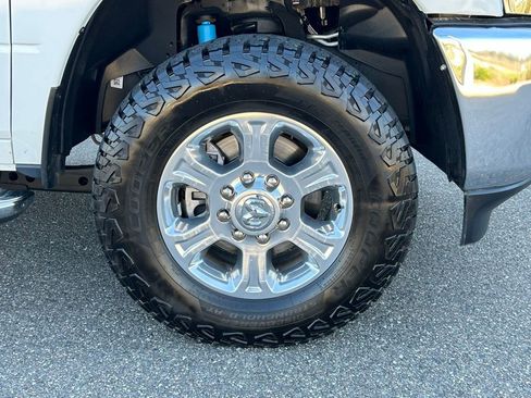 Used 2024 RAM 2500 Big Horn w/ Off Road Package image 44