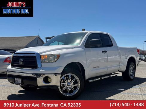 Used 2011 Toyota Tundra 2WD Double Cab w/ Tow Pkg image 1
