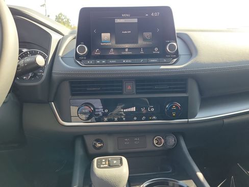 New 2026 Nissan Rogue SV image 9