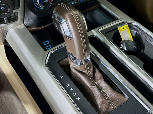 Used 2018 Ford F150 Lariat image 19