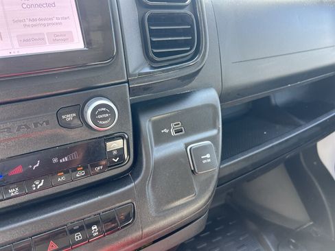 Used 2023 RAM ProMaster 2500 FWD image 23