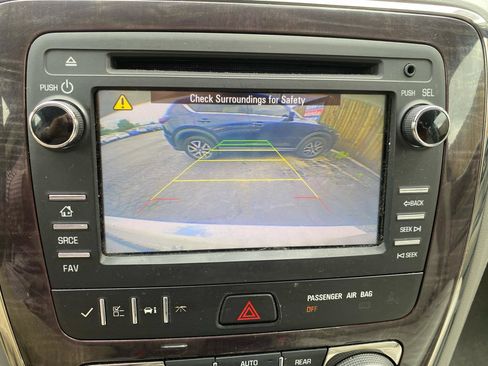 Used 2015 Buick Enclave Leather FWD image 22