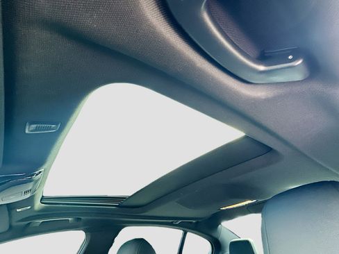 Used 2023 BMW 540i w/ M Sport Package image 20