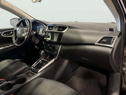 Used 2019 Nissan Sentra SR image 24