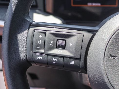 Used 2025 Nissan Kicks SV FWD image 28