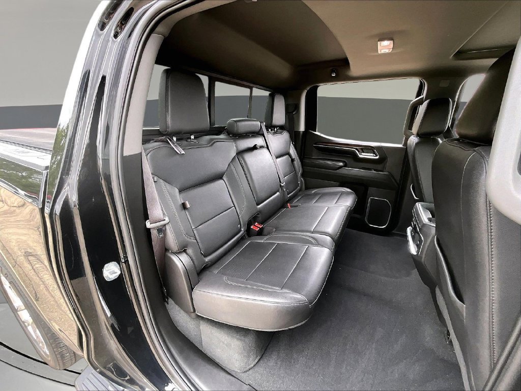 Used 2023 GMC Sierra 1500 SLT w/ SLT Premium Plus Package AWD/4WD image 27