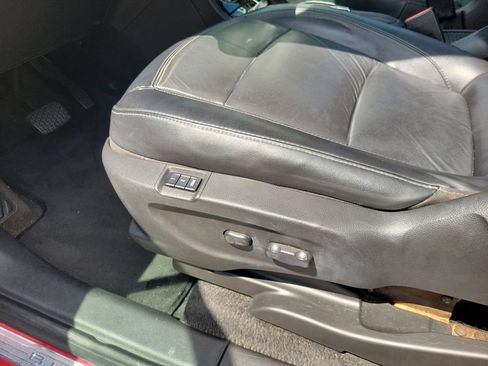 Used 2018 Buick Encore Essence FWD image 17