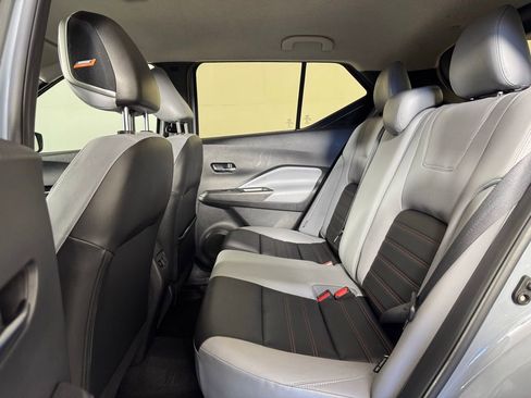 Used 2022 Nissan Kicks SR w/ Premium Package image 29