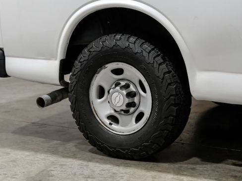 Used 2013 Chevrolet Express 3500 LT w/ LT Preferred Equipment Group RWD image 34