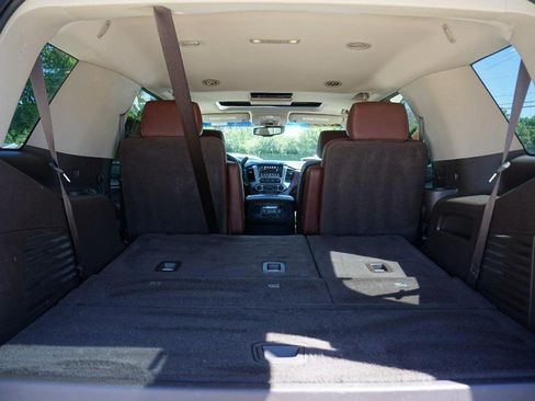 Used 2019 Chevrolet Tahoe Premier AWD/4WD image 23