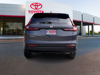 Used 2025 Honda CR-V LX