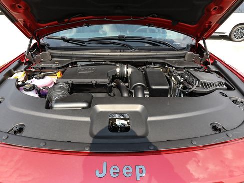 New 2026 Jeep Cherokee Limited AWD/4WD image 18