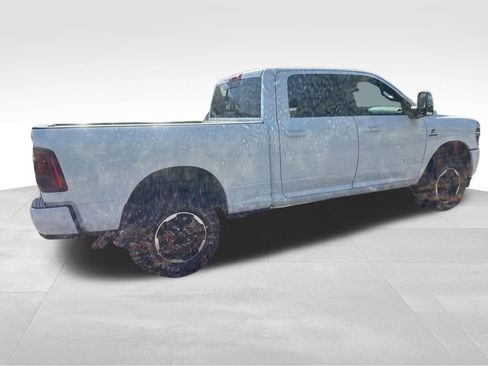 Used 2026 RAM 2500 Laramie AWD/4WD image 25