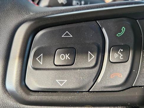 Used 2024 Jeep Wrangler Unlimited Rubicon w/ Safety Group image 17