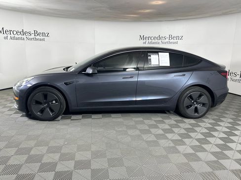 Used 2023 Tesla Model 3 Standard Range image 4