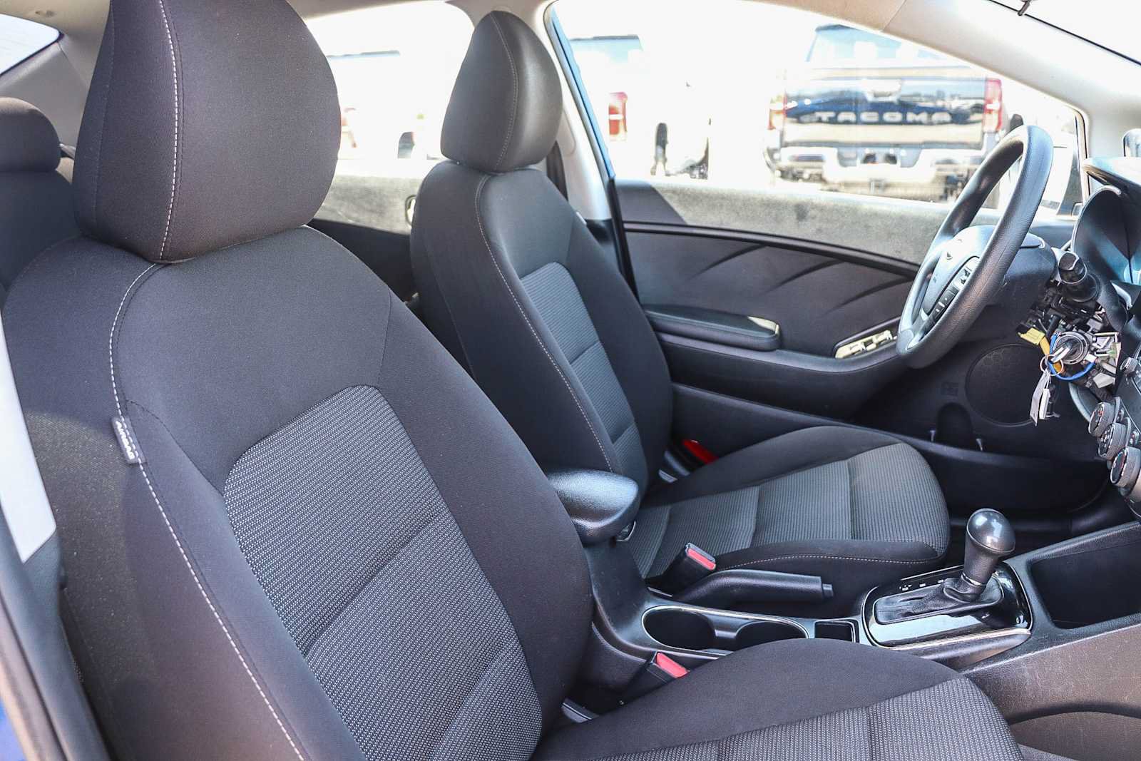 Used 2017 Kia Forte LX FWD image 16