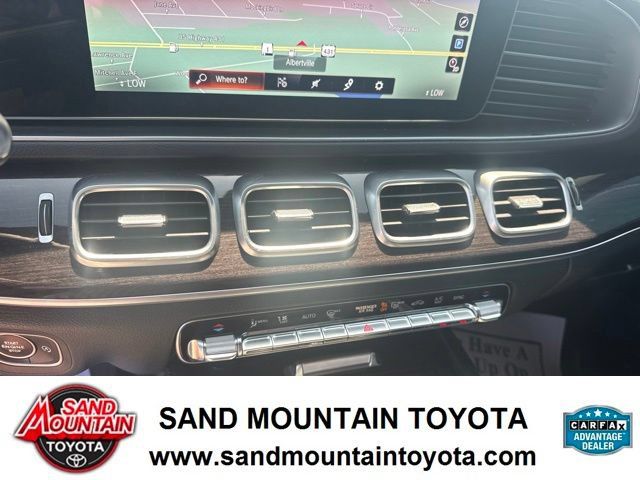 Used 2021 Mercedes-Benz GLE 350 w/ AMG Line Exterior image 21