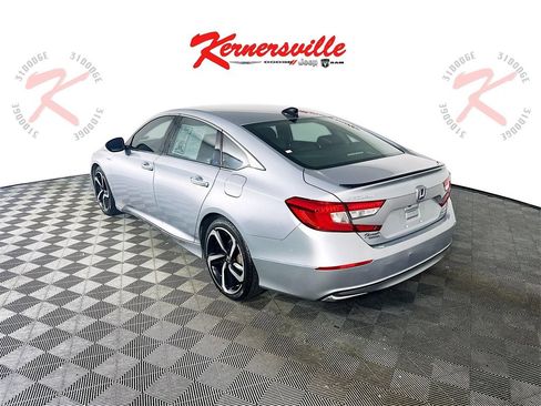 Used 2022 Honda Accord Sport image 5