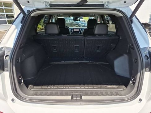 Used 2024 Chevrolet Equinox Premier AWD/4WD image 29