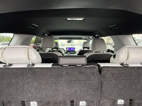 Certified 2025 Toyota Sienna XSE w/ XSE Plus Package AWD/4WD image 11