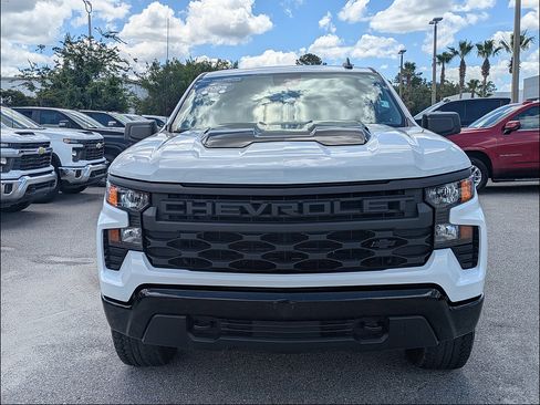 Certified 2025 Chevrolet Silverado 1500 Custom Trail Boss w/ Dark Appearance Package AWD/4WD image 10