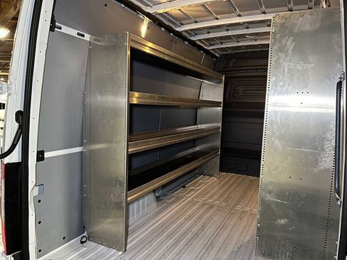 Used 2025 Mercedes-Benz Sprinter 2500 image 19