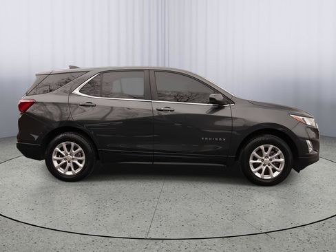 Used 2021 Chevrolet Equinox LT image 22