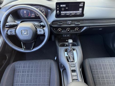 Certified 2026 Honda HR-V Sport image 25