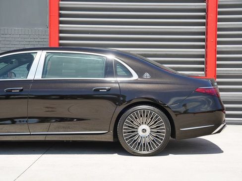 Used 2024 Mercedes-Benz Maybach S 680 4MATIC image 10