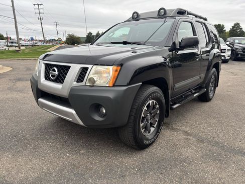 Used 2015 Nissan Xterra PRO-4X AWD/4WD image 1