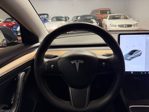 Used 2021 Tesla Model 3 image 25