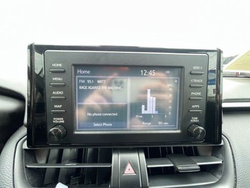 Used 2019 Toyota RAV4 XLE image 31