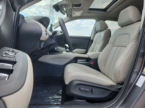 New 2026 Honda HR-V EX-L image 9