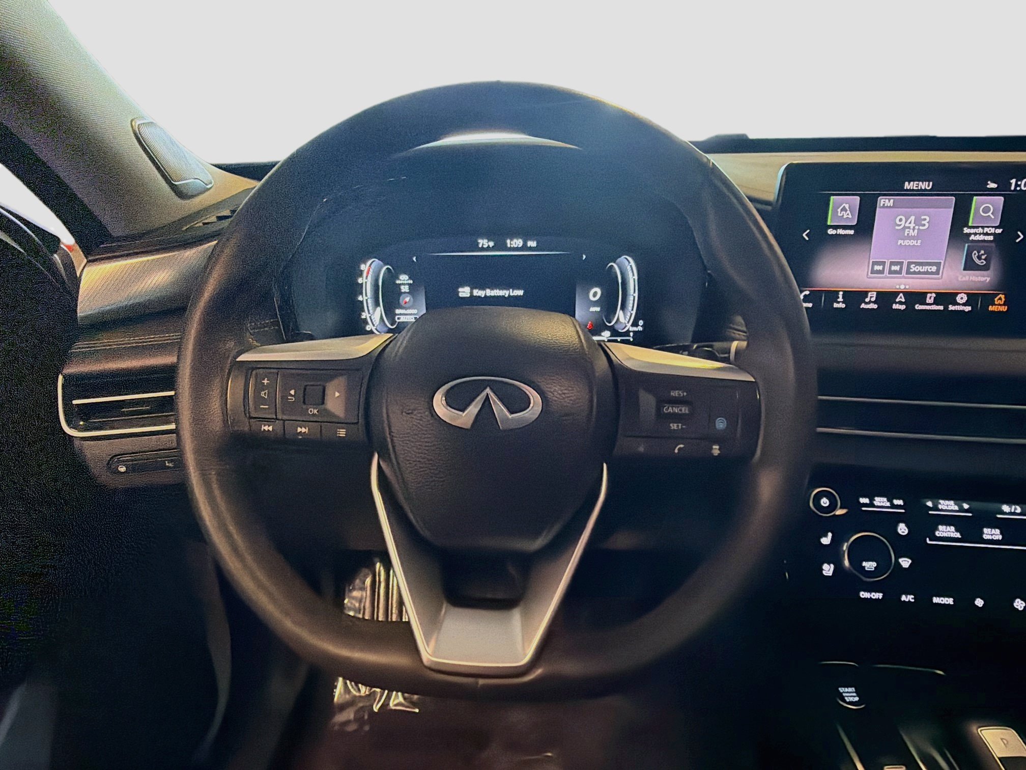 Used 2023 INFINITI QX60 Luxe w/ Vision Package AWD/4WD image 18