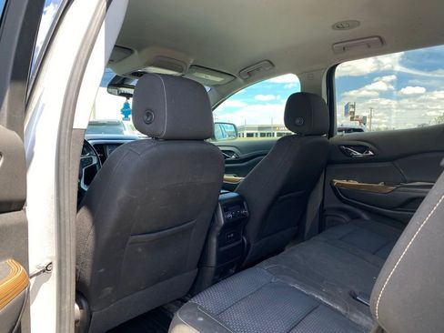 Used 2020 GMC Acadia SLE w/ LPO, Floor Liner Package FWD image 25