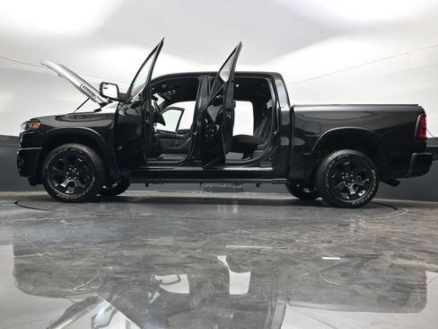 Used 2025 RAM 1500 Big Horn RWD image 55